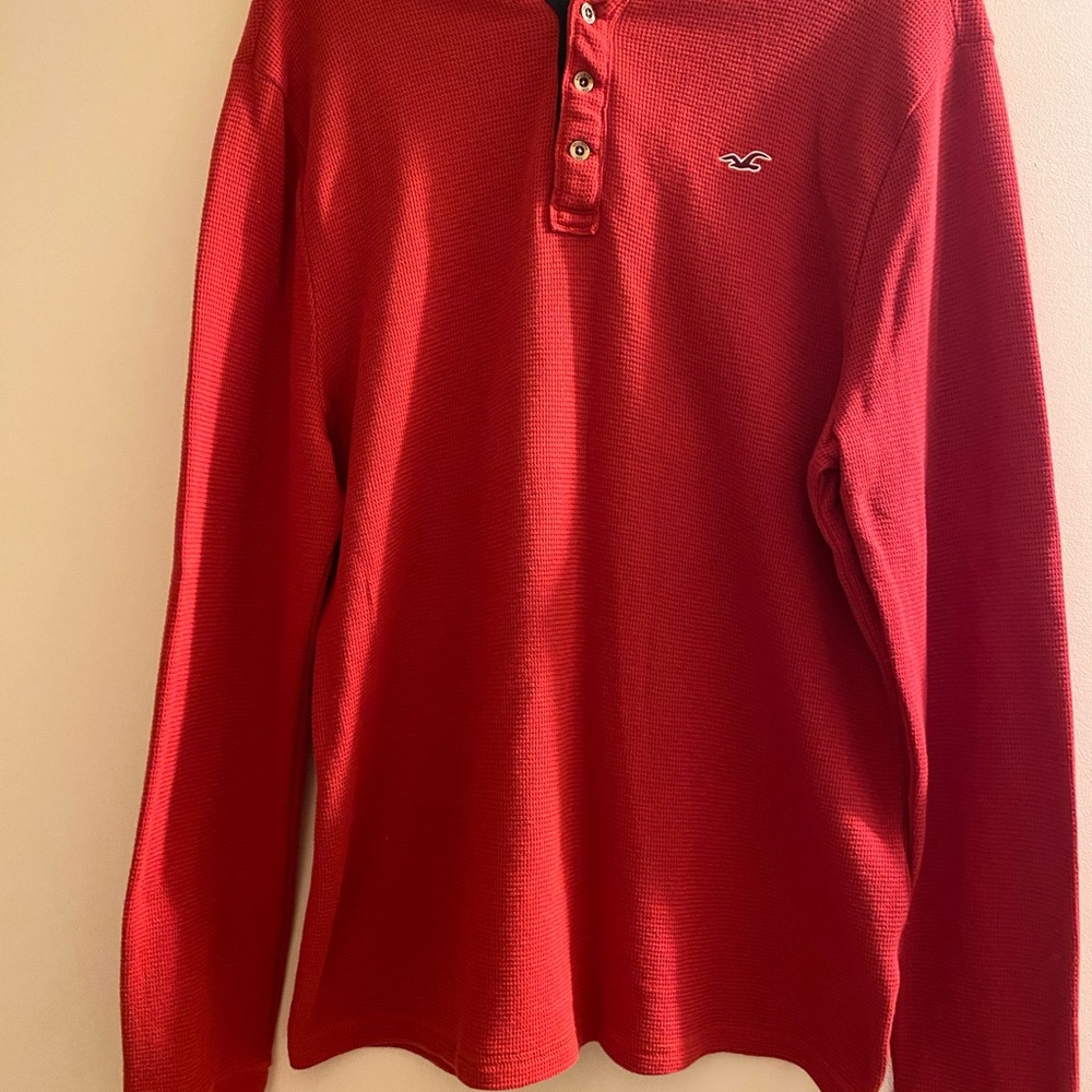Brand New 3 Button Hollister Crewnecks - Picture 5 of 5